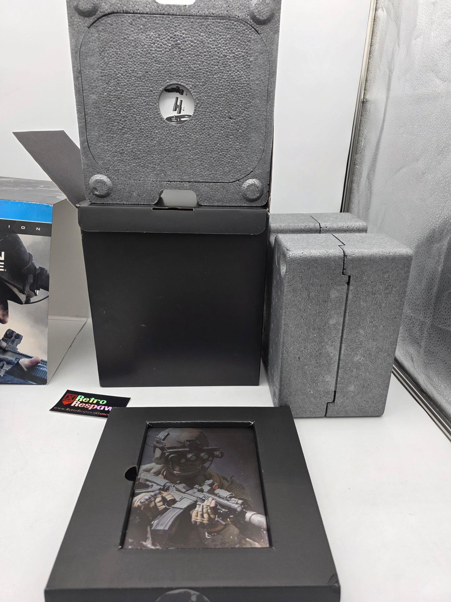 Call of Duty: Modern Warfare [Dark Edition] - Playstation 4 (Complete)