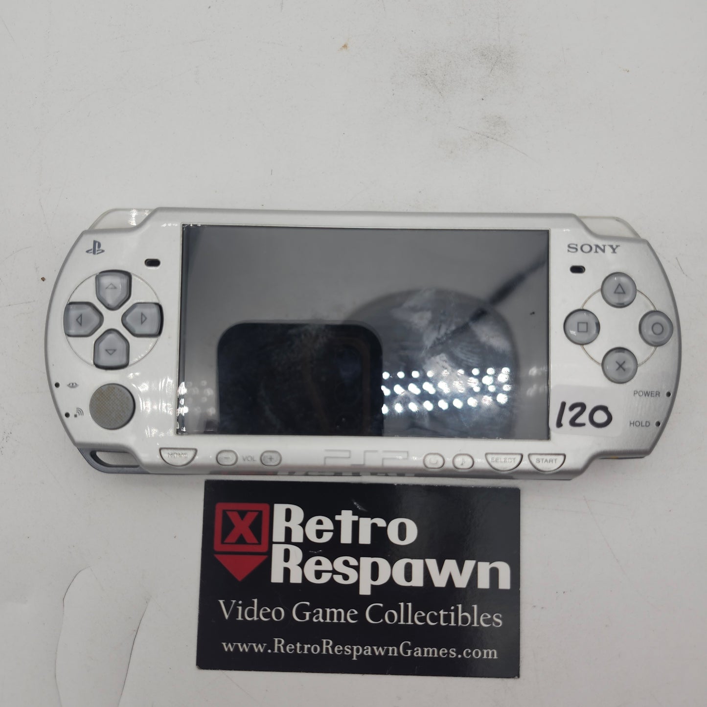 Sony PSP 2001 [Silver] - PSP (Console+Charger)