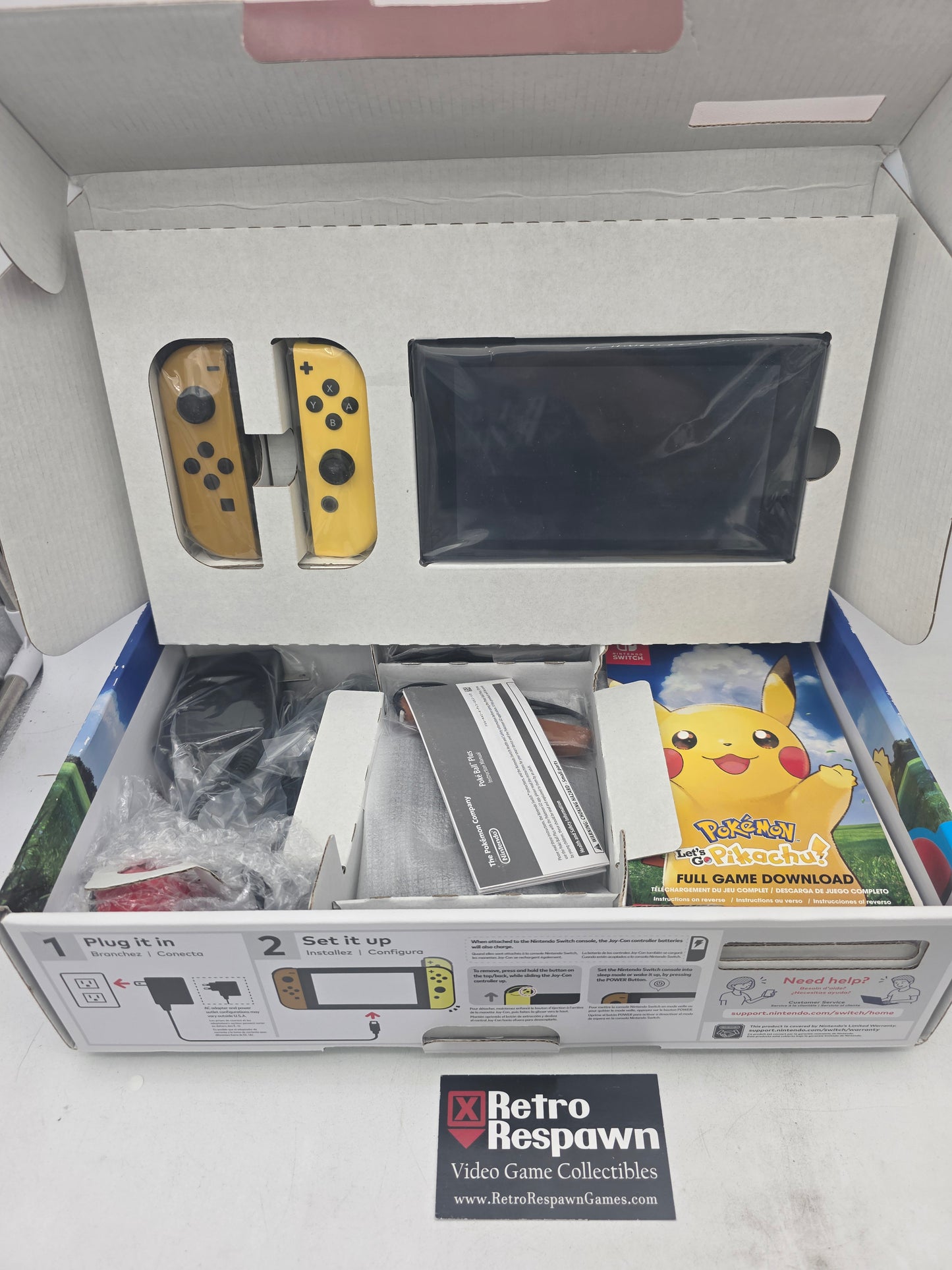 Nintendo Switch Pokemon: Let's Go Pikachu Edition - Nintendo Switch (Open Box Unused Contents)