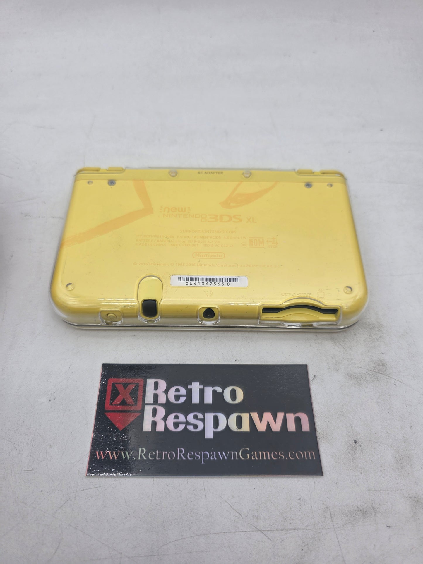 Custom Firmware Cracked New Nintendo 3DS XL Pikachu Edition - Nintendo 3DS (Console + Charger)