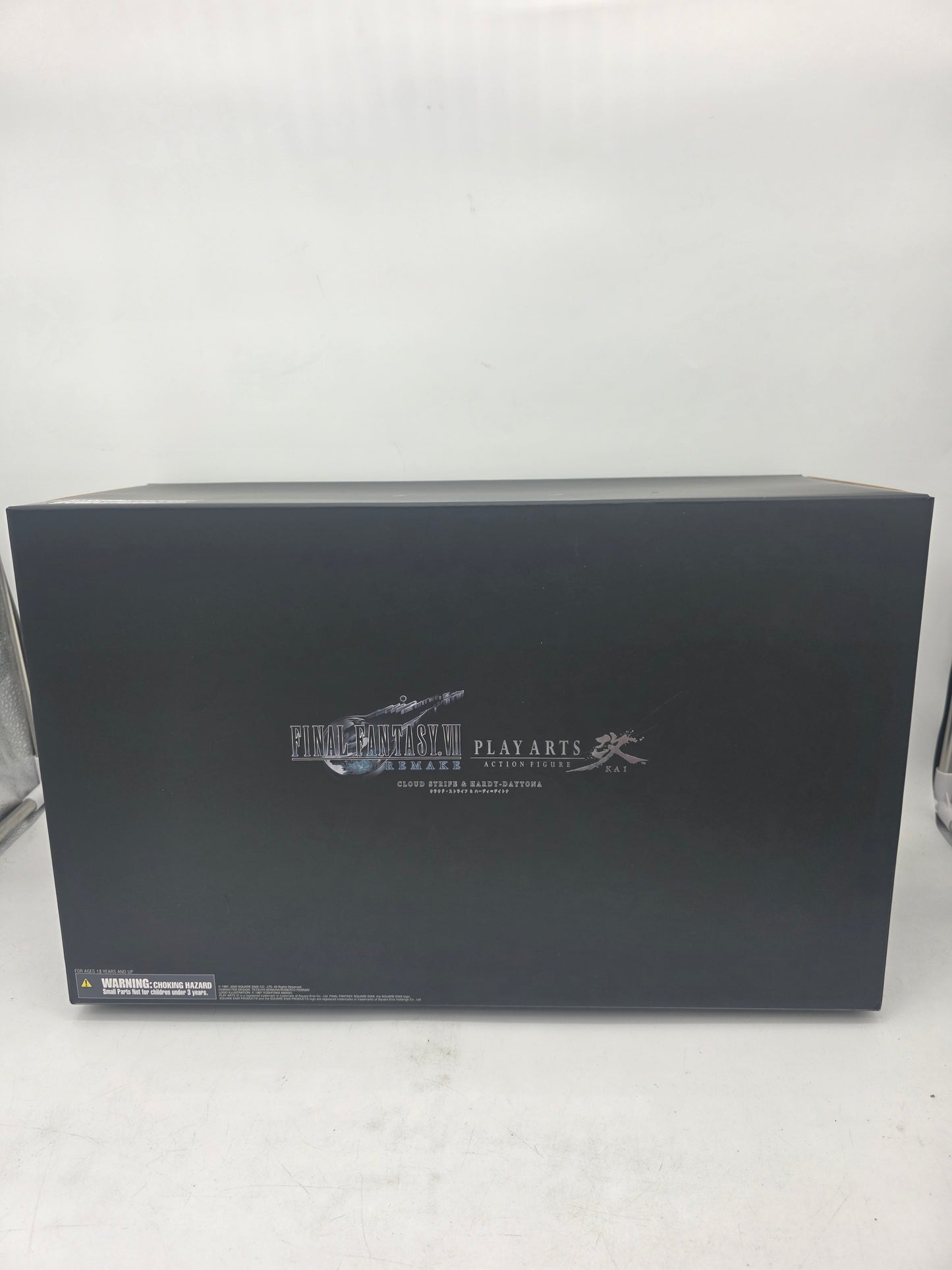 Cloud Strife & Hardy-Daytona - Play Arts Action Figure  (Brand New)