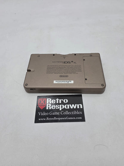 Nintendo DSi XL Bronze - Nintendo DS (Console + Charger)