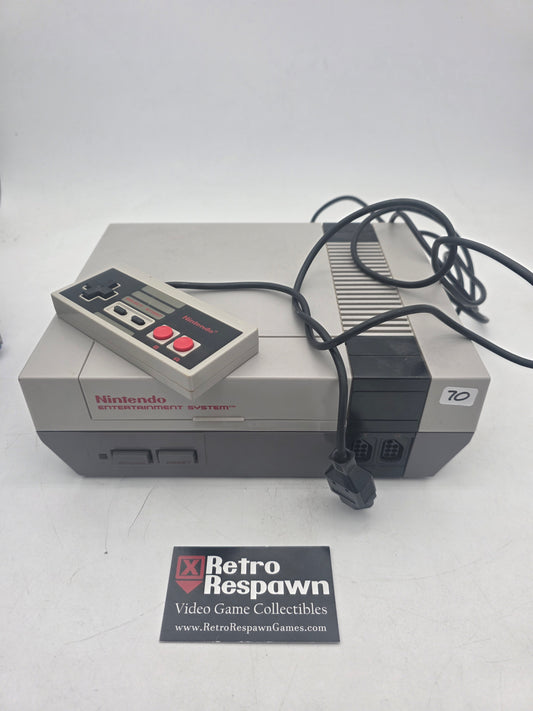 Nintendo NES Console - NES (Console, Controller and all wires)