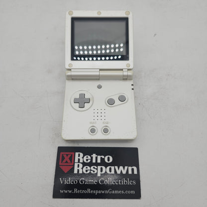 Pearl White Gameboy Advance SP - GameBoy Advance