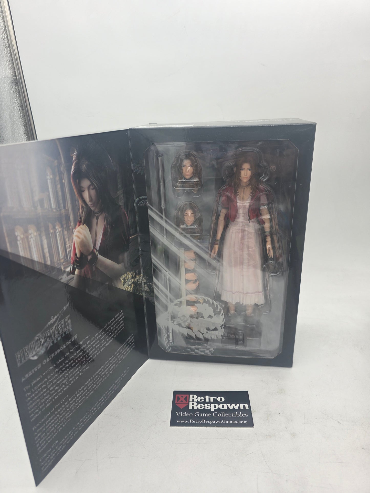 Arithmetic Gainsborough Final Fantasy VII Remake PlayArts Kai - Figure/Statue (Sealed)