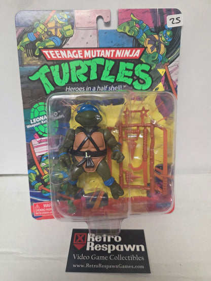 Playmates 2021 Teenage Mutant Ninja Turtles 5" Figure Retro Classic Leonardo MOC - Figure/Statue (Sealed)