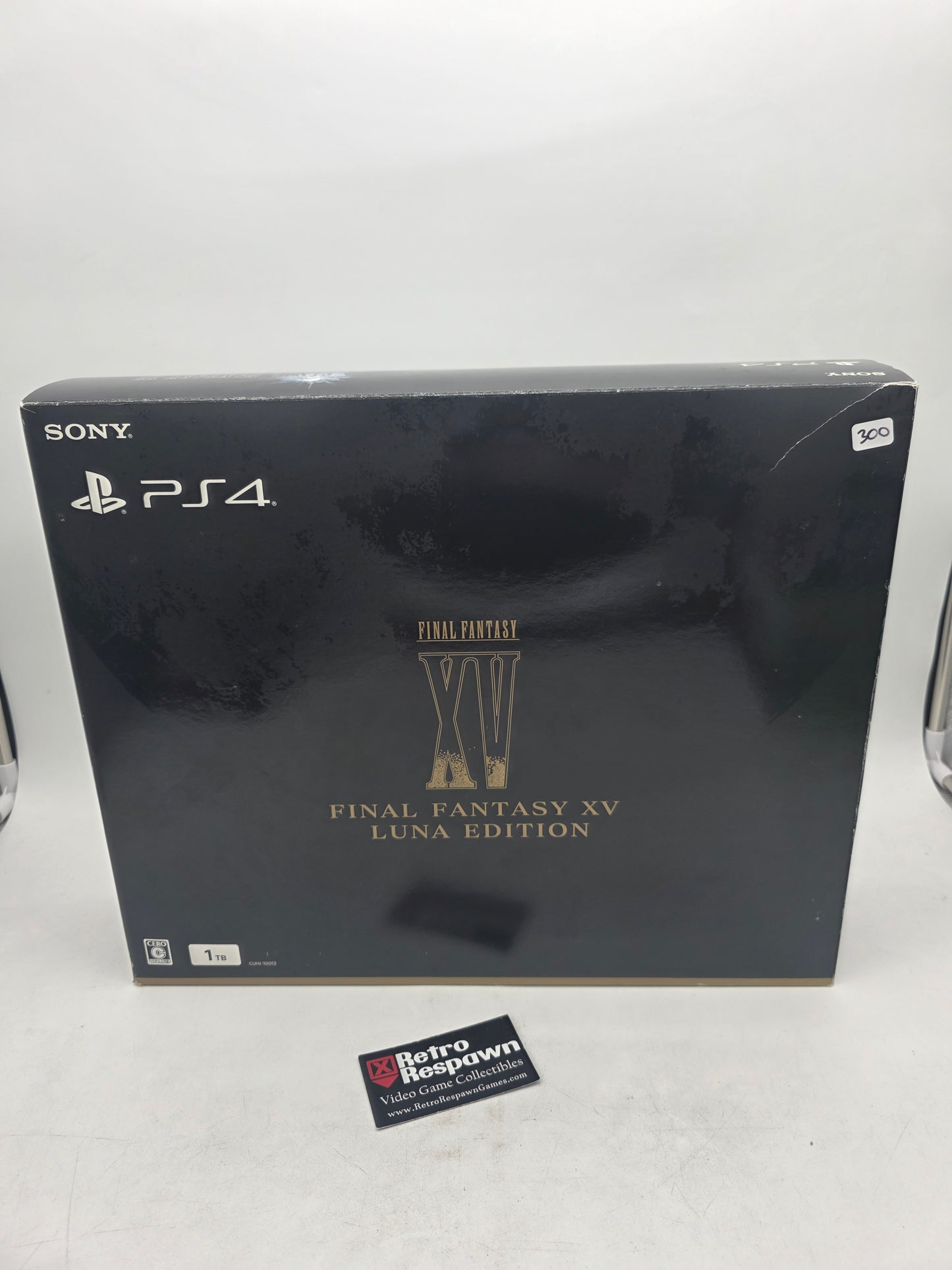 Playstation 4 Final Fantasy XV Luna Edition - JP Playstation 4 (Complete)