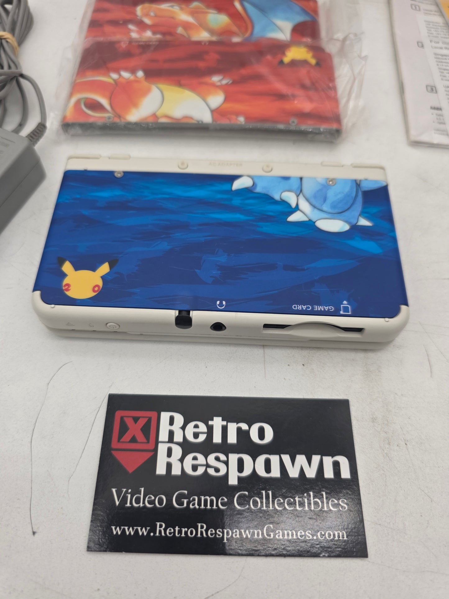 New Nintendo 3DS Pokemon 20th Anniversary Blue and Red [Singapore] - Nintendo 3DS (Complete)
