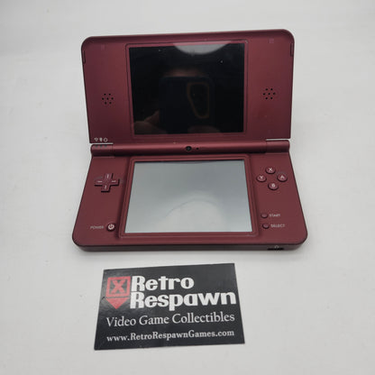 Nintendo DSi XL Burgundy - Nintendo DS (Console + Charger)